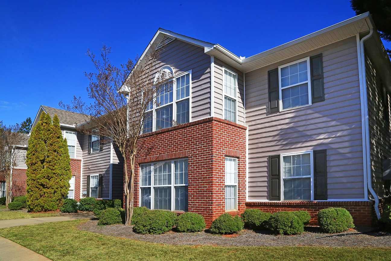 Orchard Cove The Multifamily Advisory Group at Cushman & Wakefield